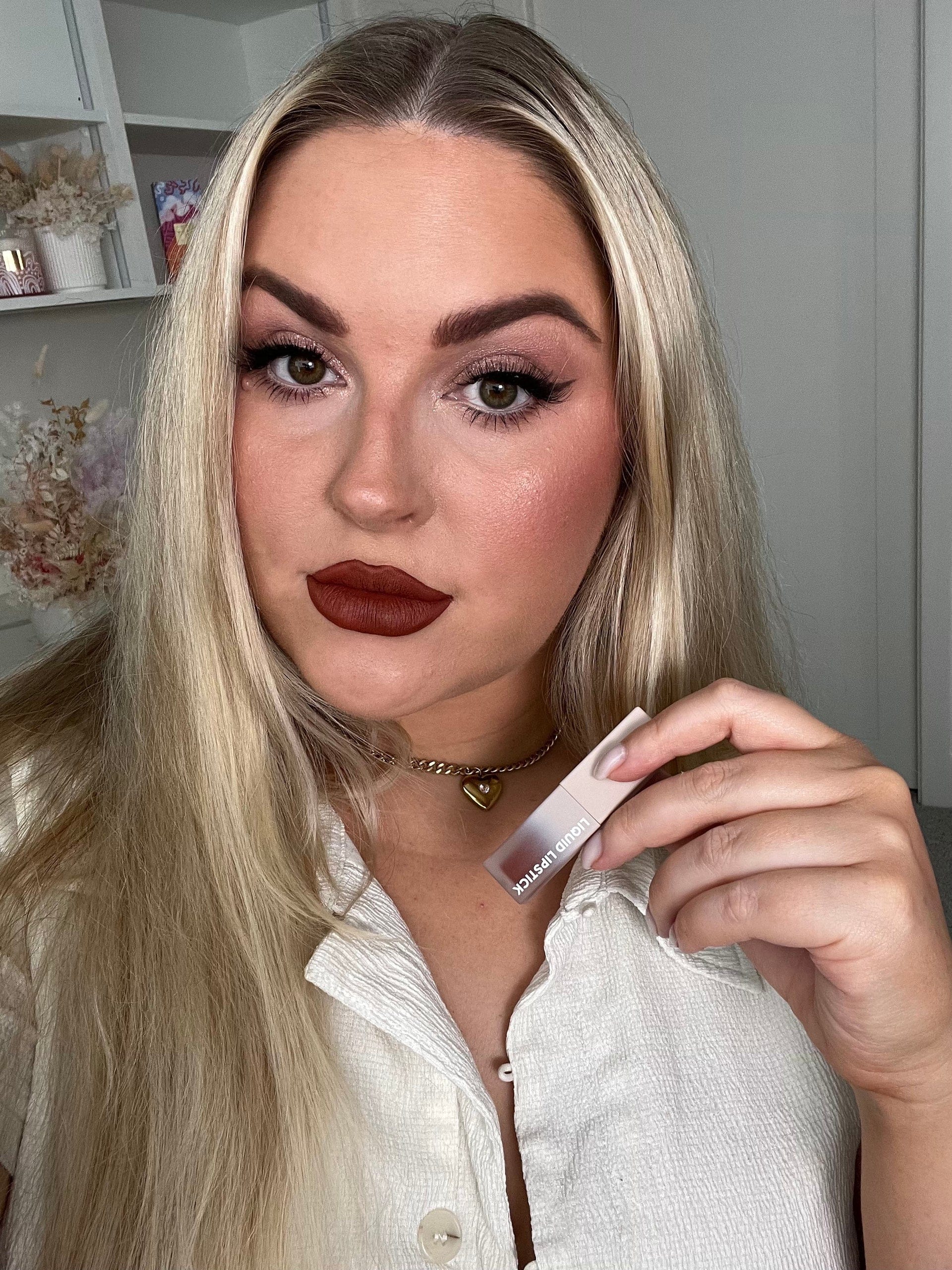 Liquid Lipstick - Image 5