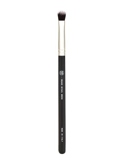 Crease Detail Brush