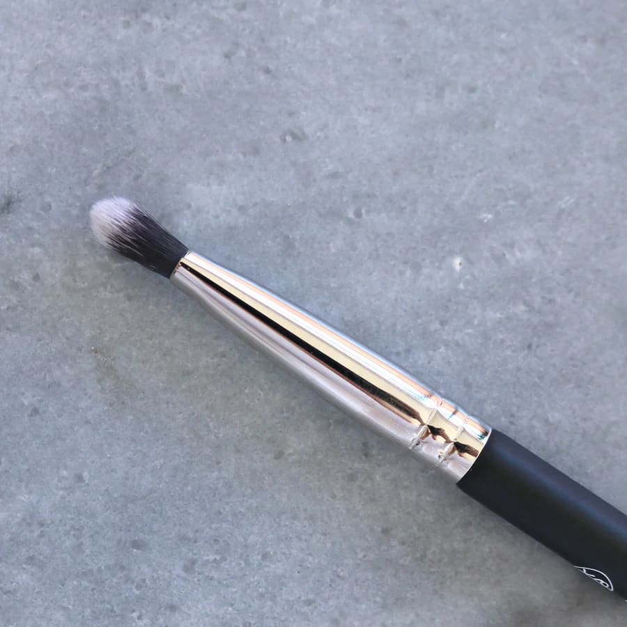 Crease Detail Brush - Image 4
